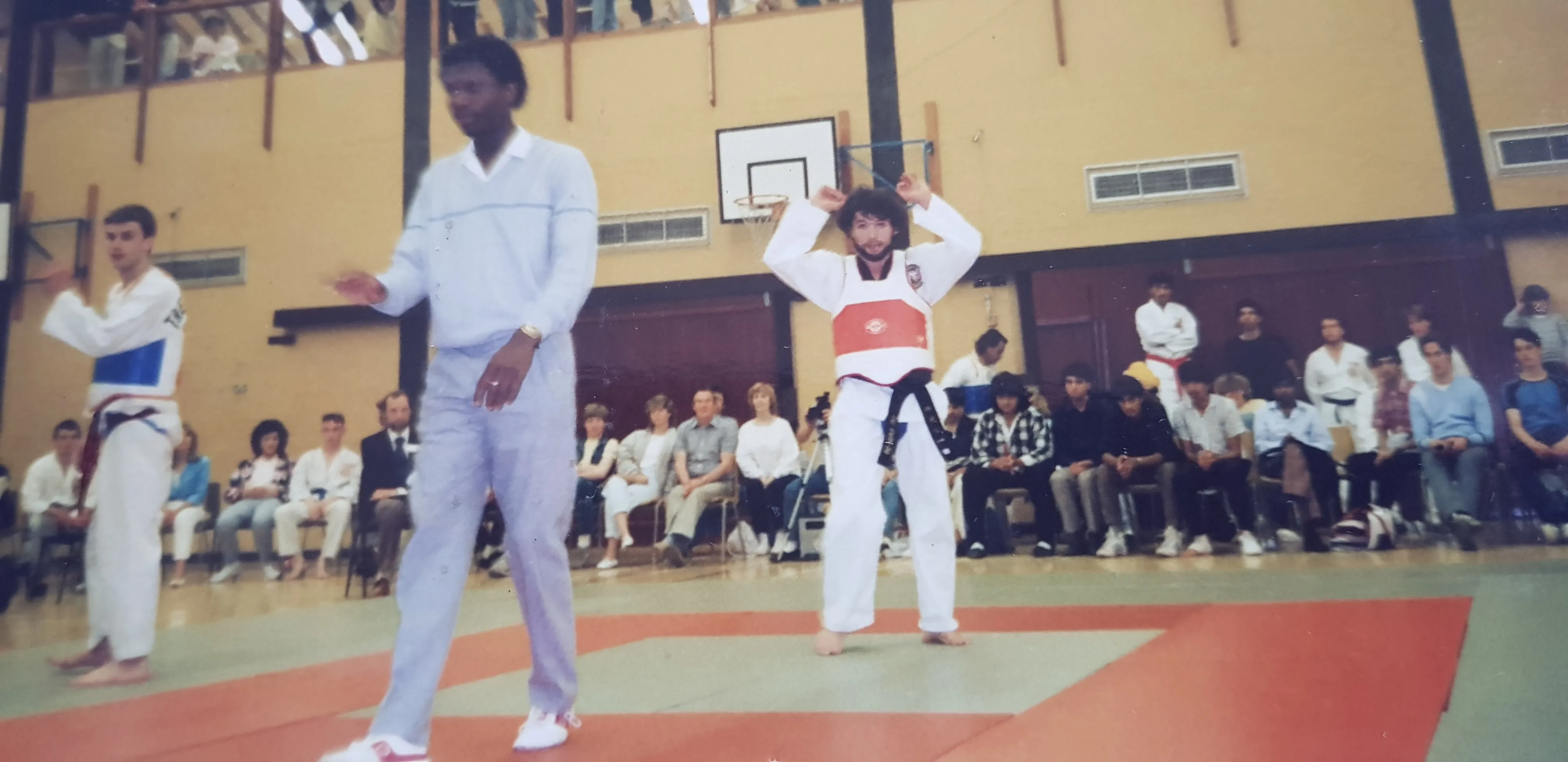 Galip Şükrü Kınataş 1985 Londra İngiltere