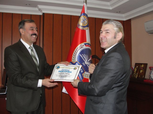 Polis Baş M?fettişi Mustafa Yavuz